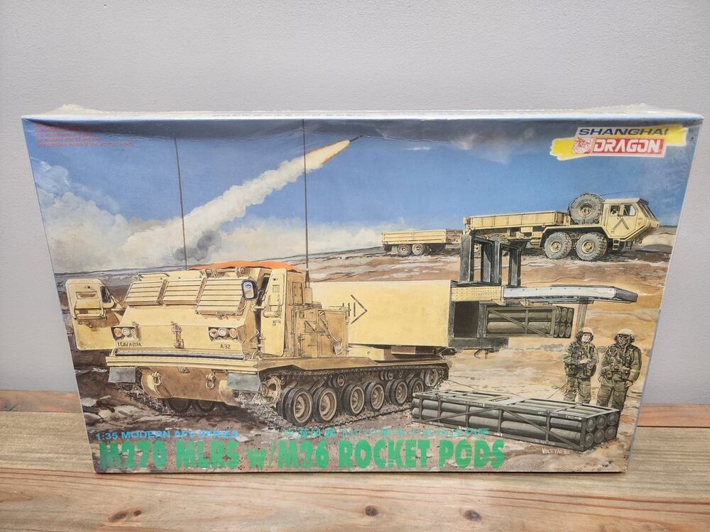 1/35 DML Dragon M270 MLRS w/M26 Rocket Pods #3523 SEALED